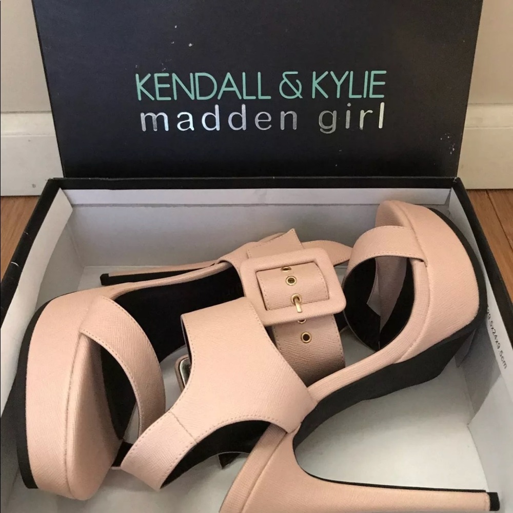 KENDALL & KYLIE MADDEN GIRL RIYA BLUSH Platform - Picture 2 of 6